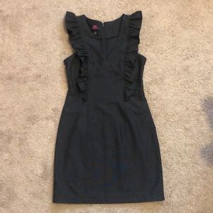 Women’s 2be BeBe little black dress EUC sz XS
